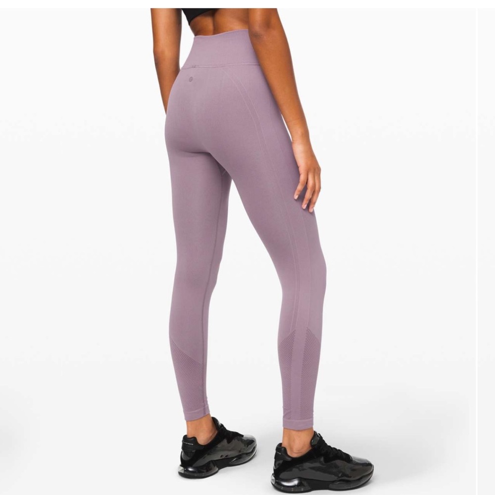 Lululemon Yoga leggings Ebb to Street Tight Frosted Mulberry size 4 - Picture 2 of 13